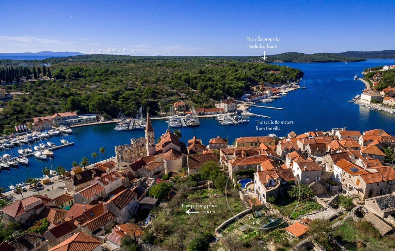 Villa Vicina Heritage Villa For 9,Milna - Close To Restaurants And Shops Milna (Brac) Exterior foto