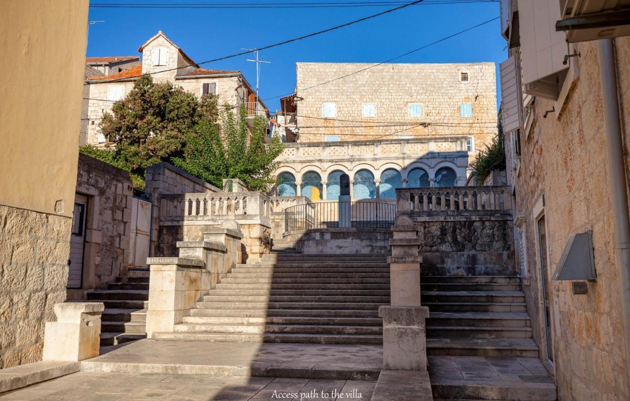 Villa Vicina Heritage Villa For 9,Milna - Close To Restaurants And Shops Milna (Brac) Exterior foto