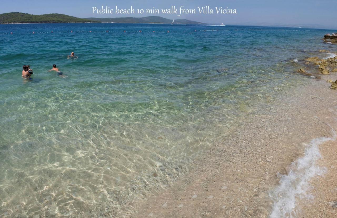 Villa Vicina Heritage Villa For 9,Milna - Close To Restaurants And Shops Milna (Brac) Exterior foto